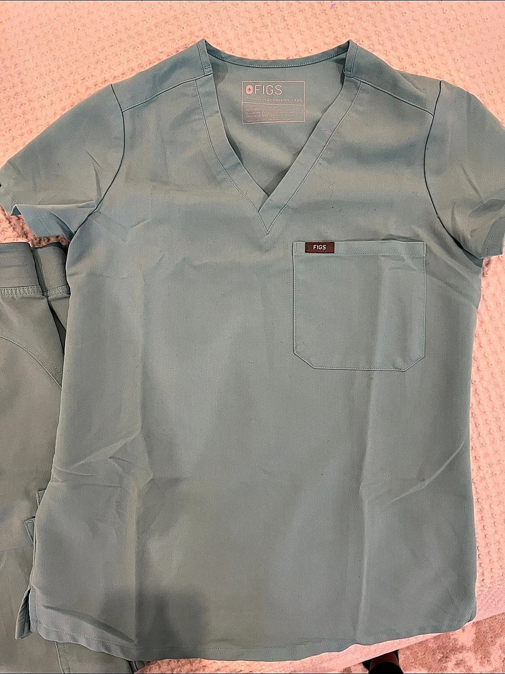 FIGS scrub set Scrub Set in Green Size XXS Like New